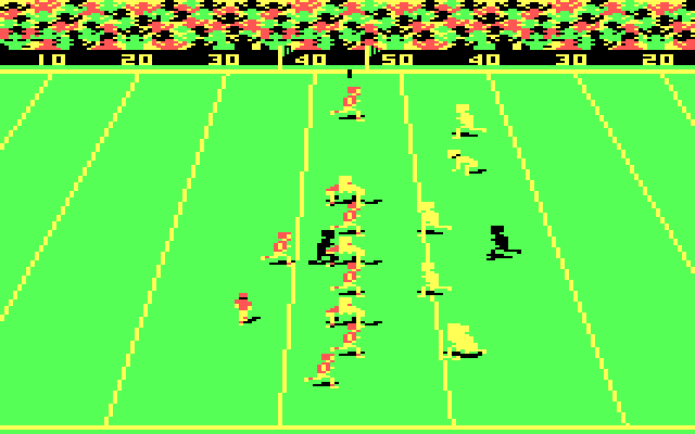 Football IBM PC/Compatibles Screenshot: The next play begins.