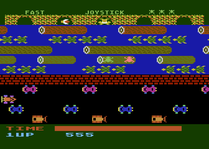 Frogger Atari 5200 Screenshot: Help the lady frog for bonus points.
