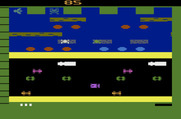 Frogger for Atari 2600 - If you can, catch the female frog (in white here) for bonus points.