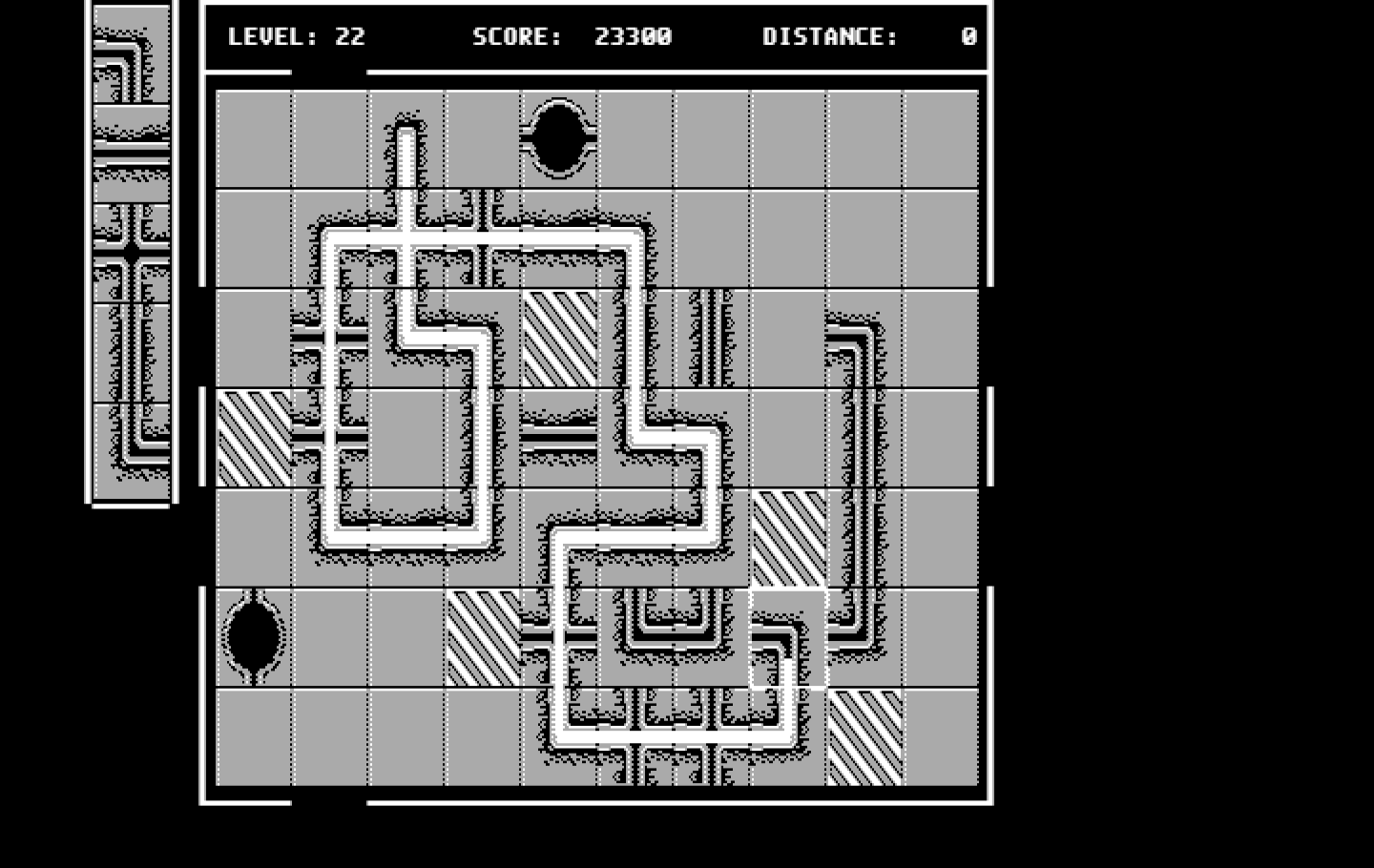 Pipe Dream IBM PC/Compatibles Screenshot: I better hurry, the flooz is almost to the end of the pipe!