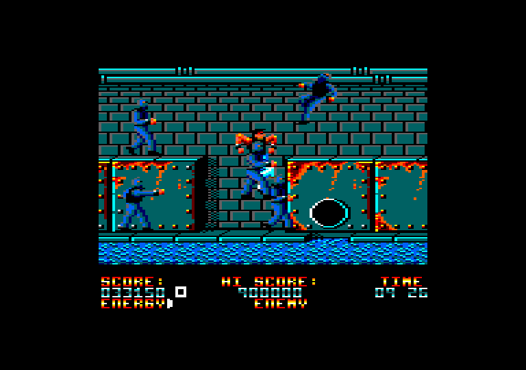 Bad Dudes vs. Dragon Ninja Amstrad CPC Screenshot: Don't fall off the platforms!
