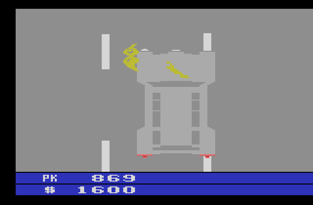 Ghostbusters Atari 2600 Screenshot: Use the ghost vacuum to catch ghosts while driving.