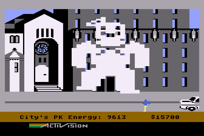 Ghostbusters Atari 8-bit Screenshot: Can you sneak past the giant marshmallow man?