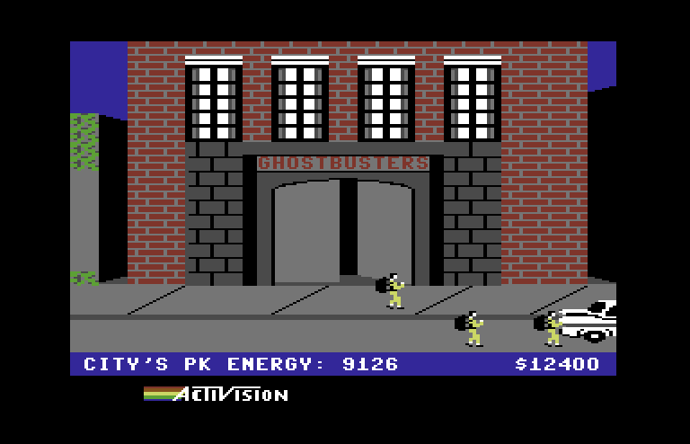 Ghostbusters Commodore 64 Screenshot: Visit Ghostbusters HQ to replenish supplies.