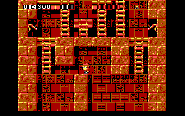 Rick Dangerous IBM PC/Compatibles Screenshot: I need to reach these ladders, but how?