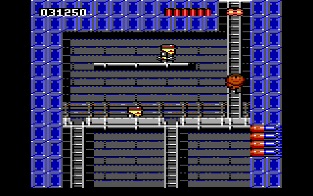 Rick Dangerous IBM PC/Compatibles Screenshot: Let's see if I can sneak past these guys...