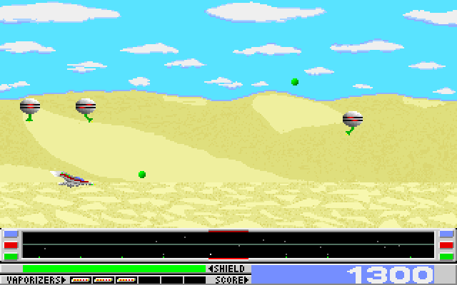 Revenge of Defender IBM PC/Compatibles Screenshot: Trouble incoming, better act quick.