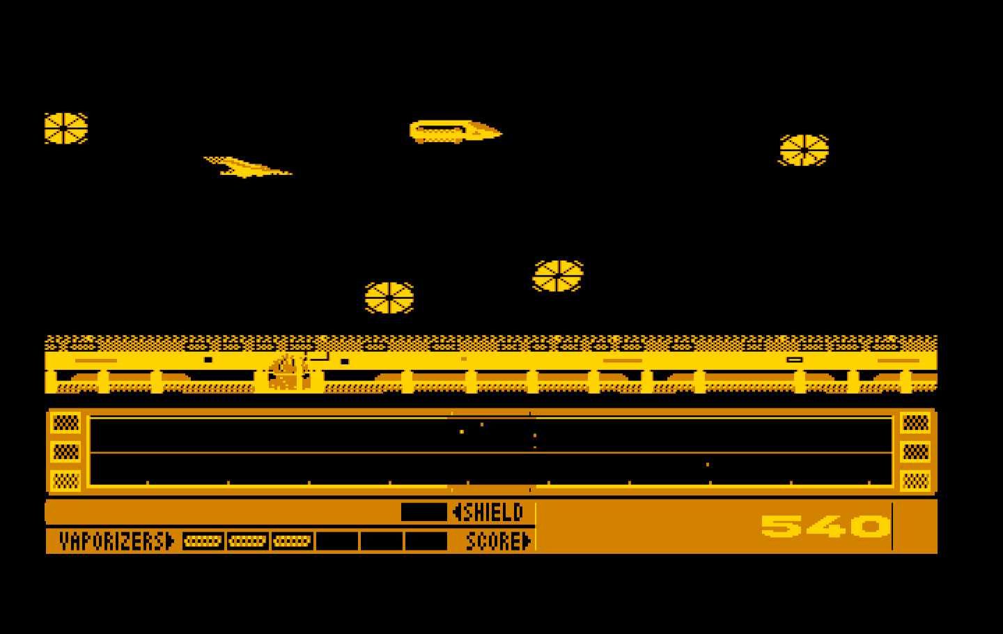 Revenge of Defender IBM PC/Compatibles Screenshot: This supply ship provides a power up to restore shields...