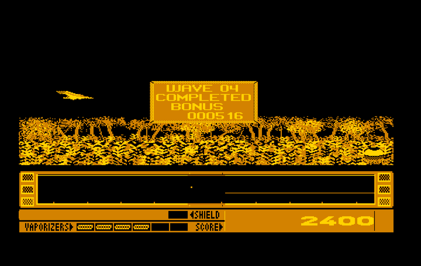 Revenge of Defender IBM PC/Compatibles Screenshot: Attack wave completed!
