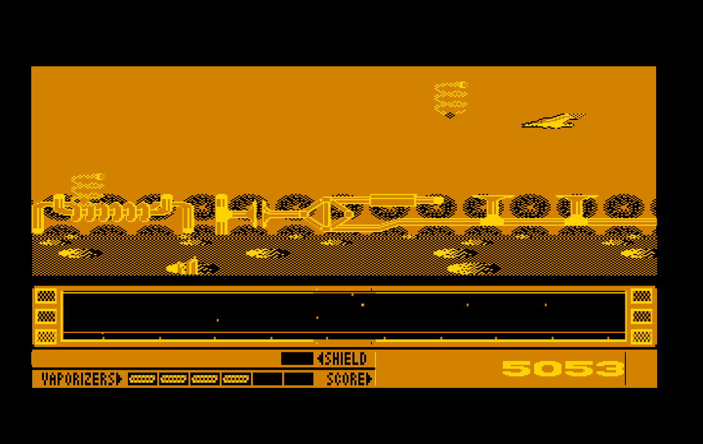 Revenge of Defender IBM PC/Compatibles Screenshot: Watch out for these bouncing springs...