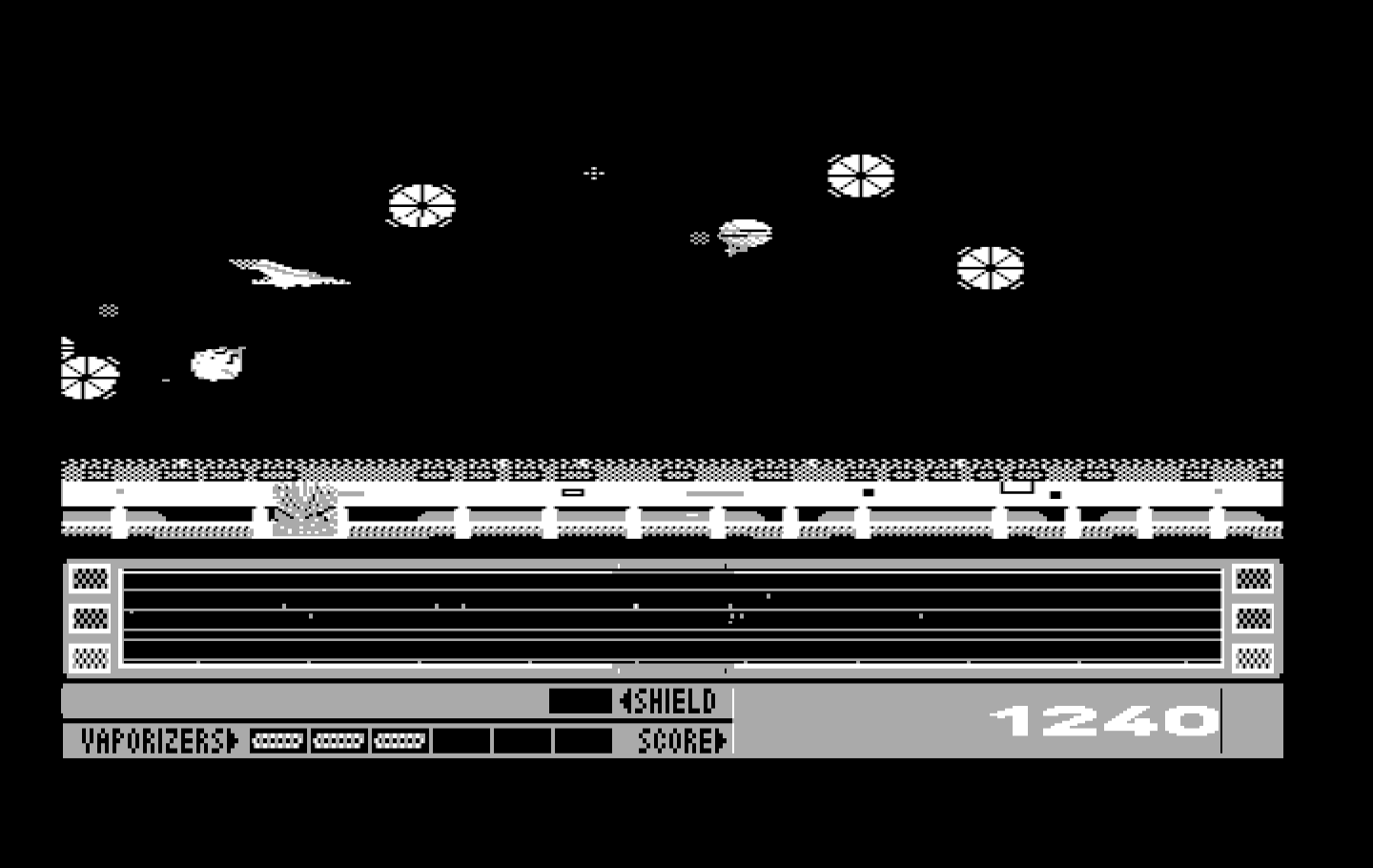 Revenge of Defender IBM PC/Compatibles Screenshot: Being attacked from all angles...