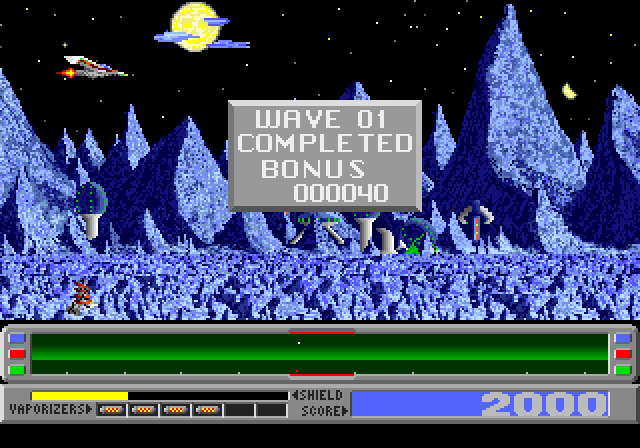 Revenge of Defender Amiga Screenshot: Wave 01 completed.