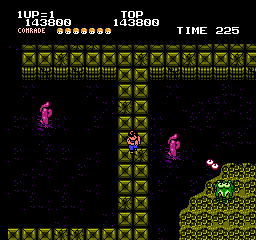 Alien Syndrome NES / Famicom Screenshot: Narrow bridges sometimes make it tough to avoid enemies...