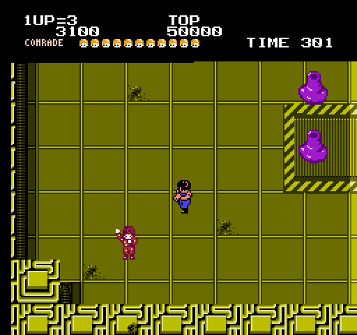 Alien Syndrome NES / Famicom Screenshot: Rescue your comrads, then head to the exit.