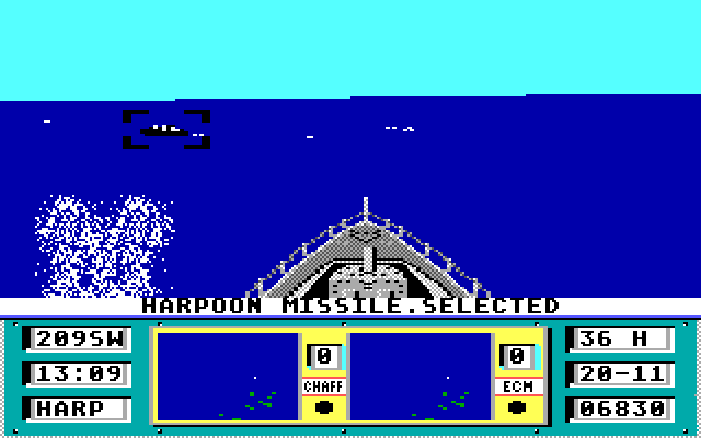 Ocean Ranger IBM PC/Compatibles Screenshot: The automatic sight is black until the enemy comes within the selected weapon's range